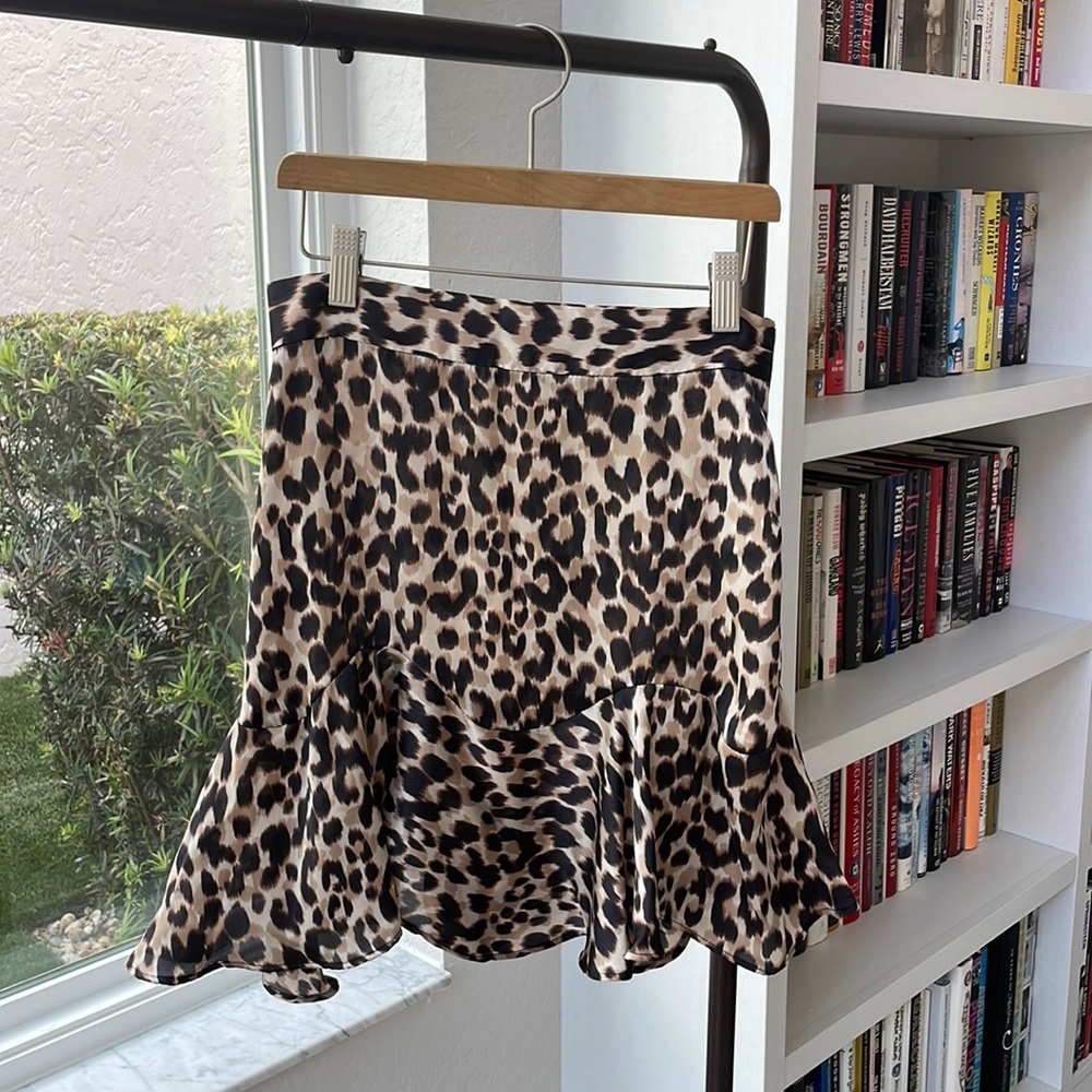 Leopard mini skirt
